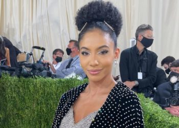 Foto @chesliekryst
vía Instagram